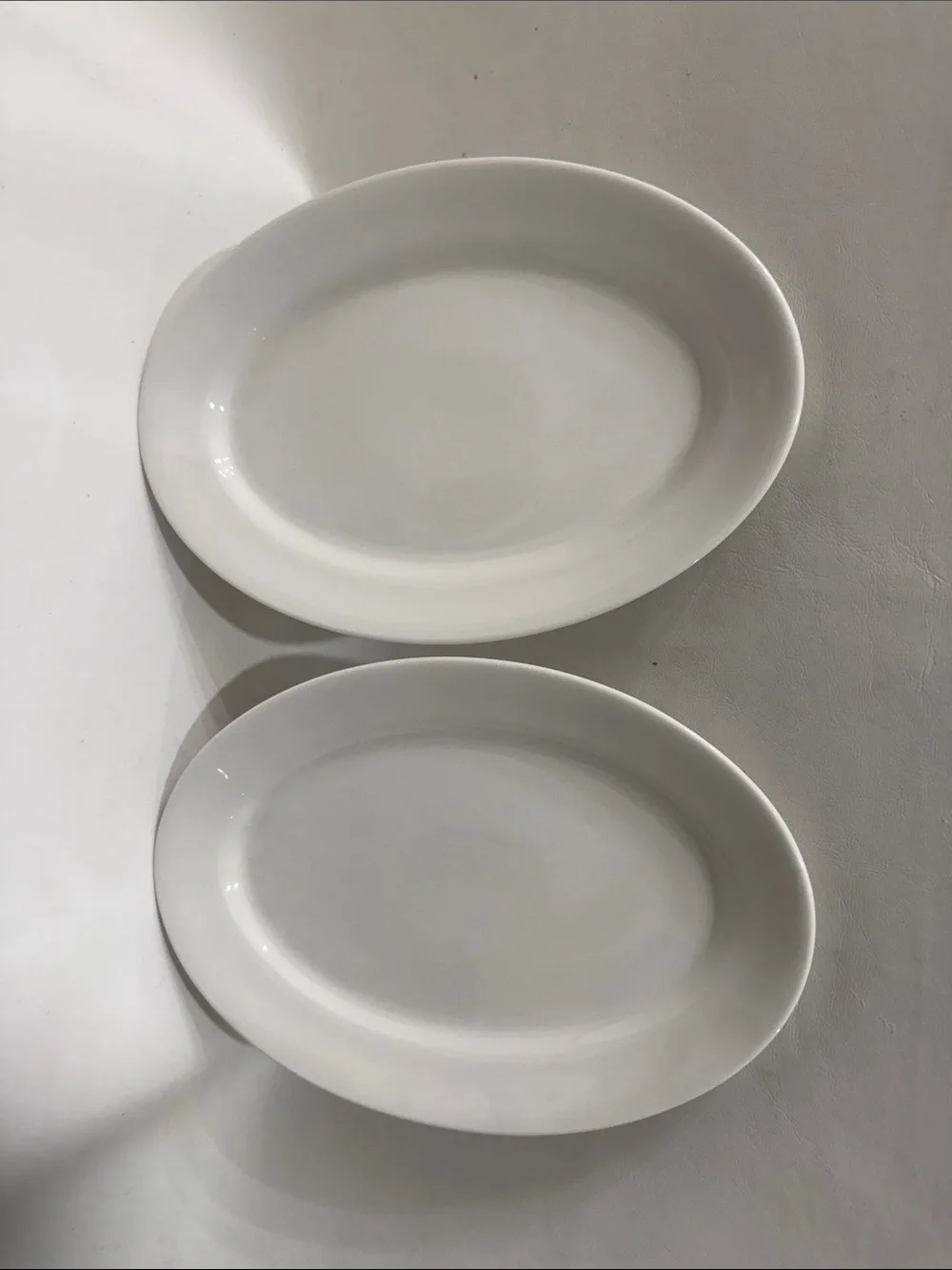Wedgwood Vogue Porcelain 10 1/4 X 7 1/4 White Oval Serving Platters Set Of 2